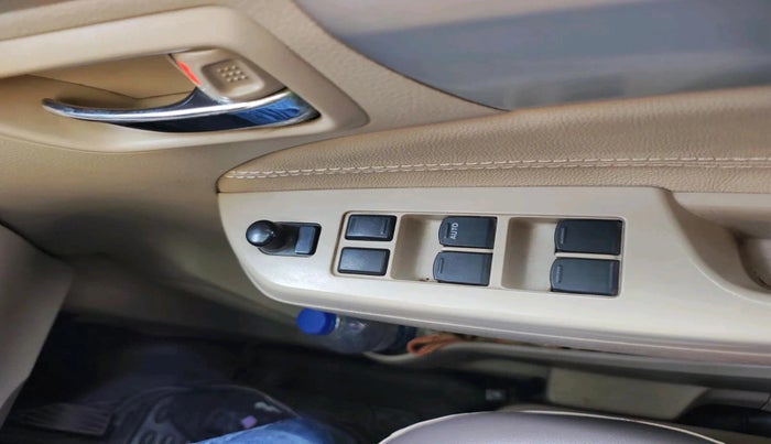 2017 Maruti Ertiga VXI CNG, CNG, Manual, 88,516 km, interior