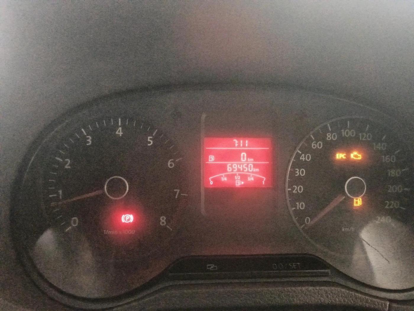 2012 Volkswagen Vento COMFORTLINE 1.6, CNG, Manual, 69,450 km, interior