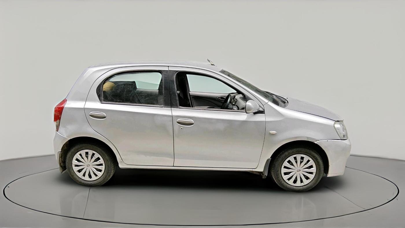 2011 Toyota Etios Liva G, CNG, Manual, 80,716 km, exterior