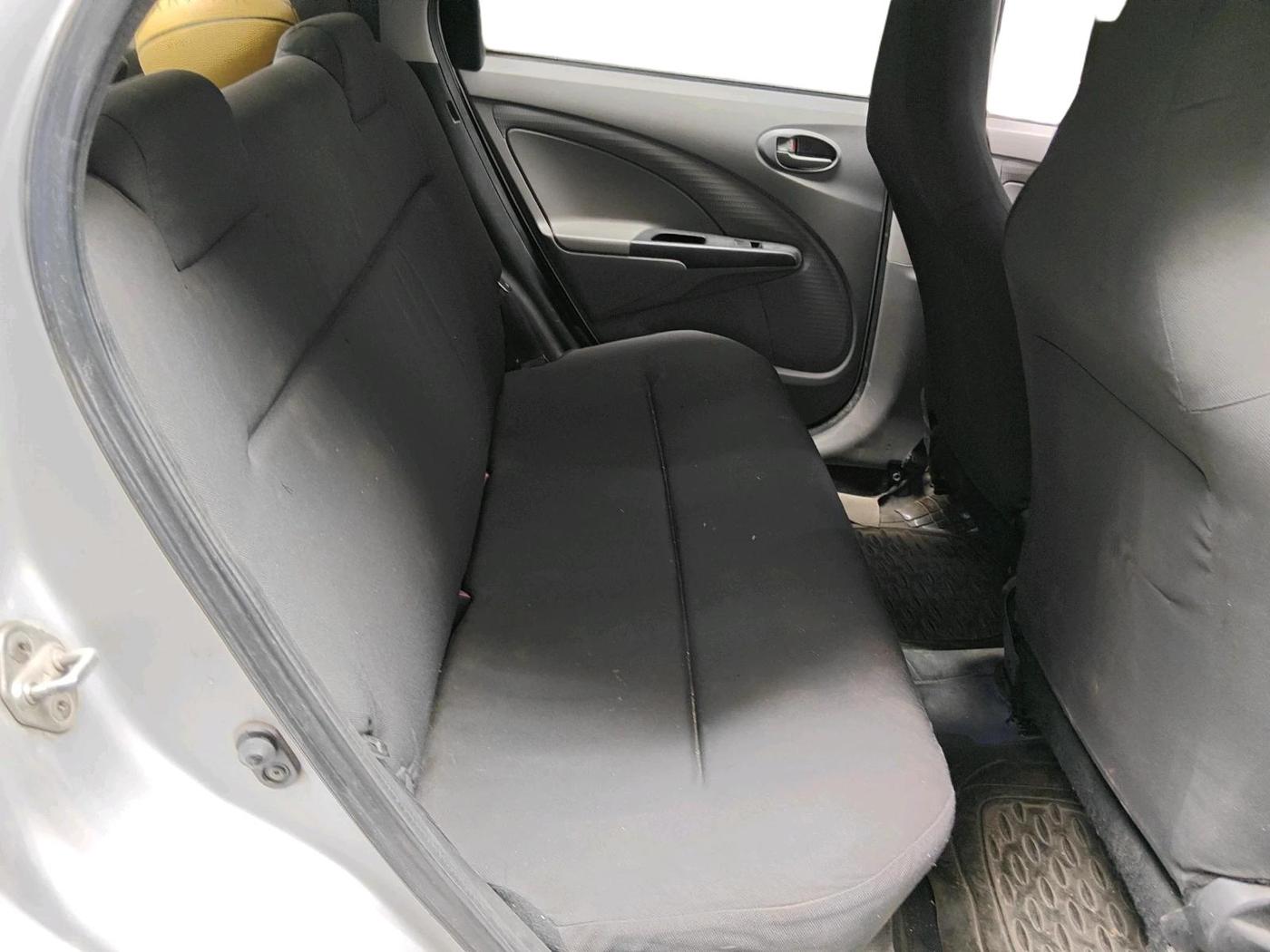 2011 Toyota Etios Liva G, CNG, Manual, 80,716 km, interior