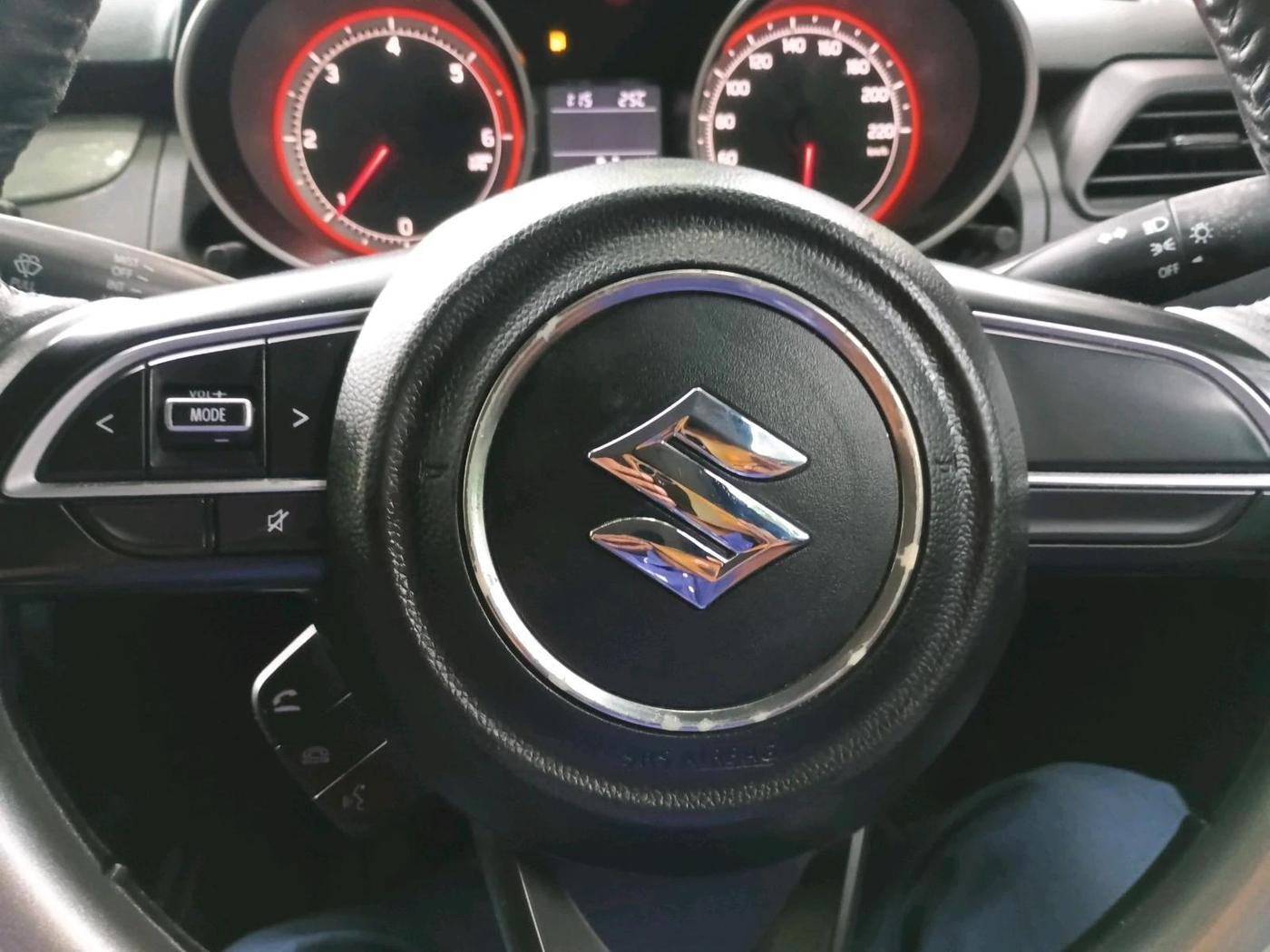 2018 Maruti Swift VDI AMT, Diesel, Automatic, 85,957 km, interior