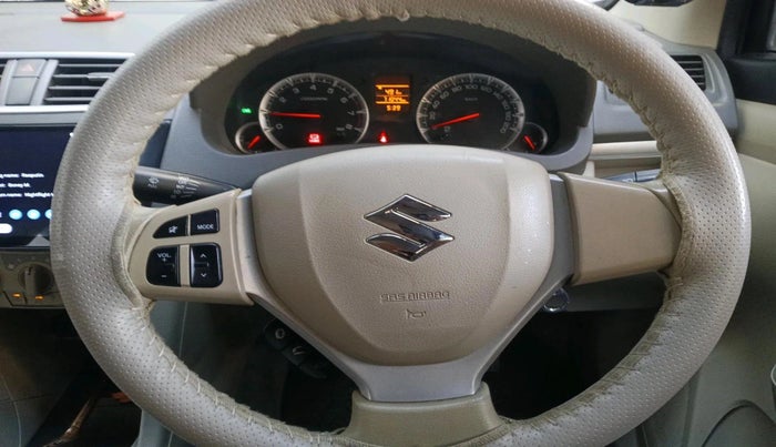 2017 Maruti Ertiga VXI CNG, CNG, Manual, 71,044 km, interior
