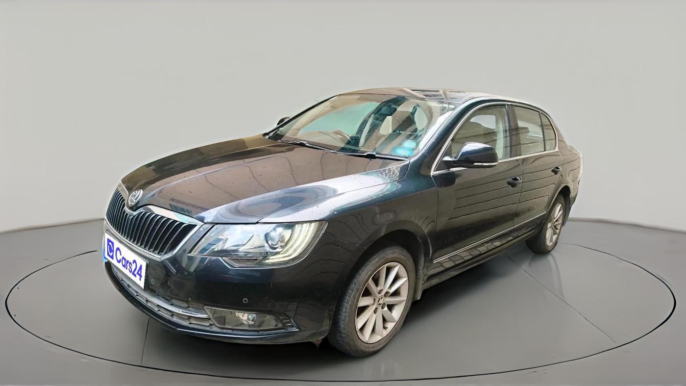 2014 Skoda Superb ELEGANCE 1.8 TSI AT, Petrol, Automatic, 45,292 km, exterior