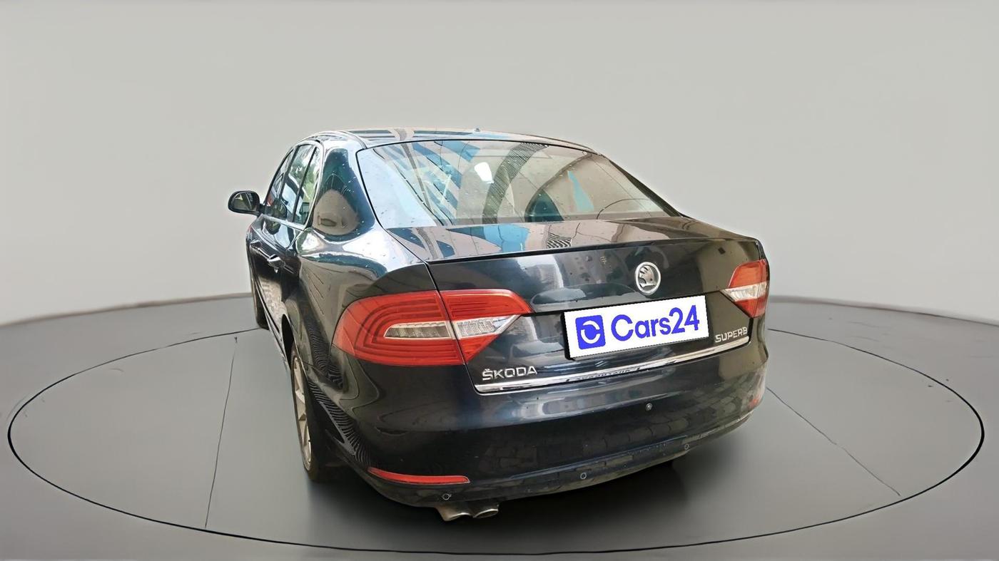 2014 Skoda Superb ELEGANCE 1.8 TSI AT, Petrol, Automatic, 45,292 km, exterior