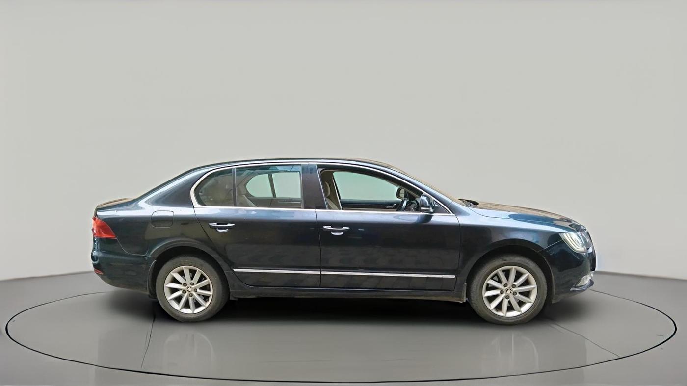 2014 Skoda Superb ELEGANCE 1.8 TSI AT, Petrol, Automatic, 45,292 km, exterior