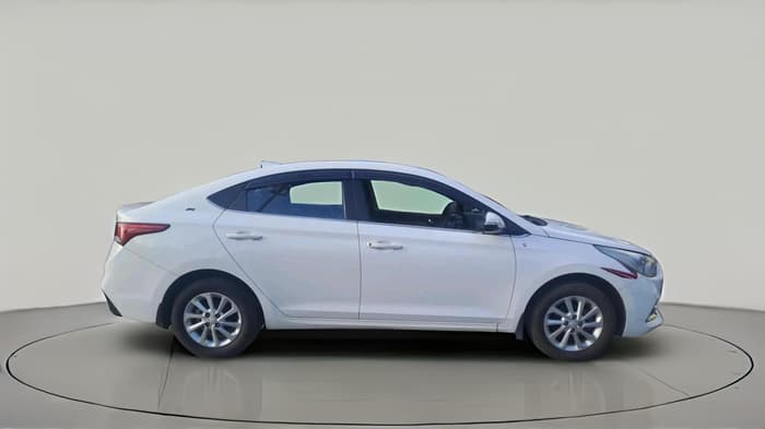 2018 Hyundai Verna 1.6 EX VTVT AT, Petrol, Automatic, 44,098 km, exterior