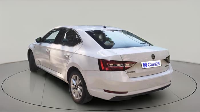 2016 Skoda Superb L&K 1.8 TSI AT, Petrol, Automatic, 60,544 km, exterior