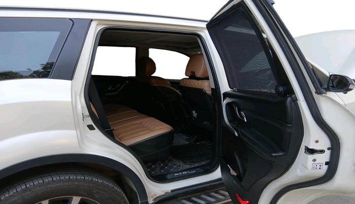 2019 Mahindra XUV500 W11 AT, Diesel, Automatic, 81,461 km, interior