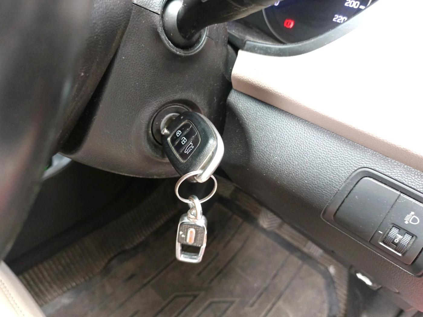 2015 Hyundai Elite i20 SPORTZ 1.2, Petrol, Manual, 47,274 km, interior