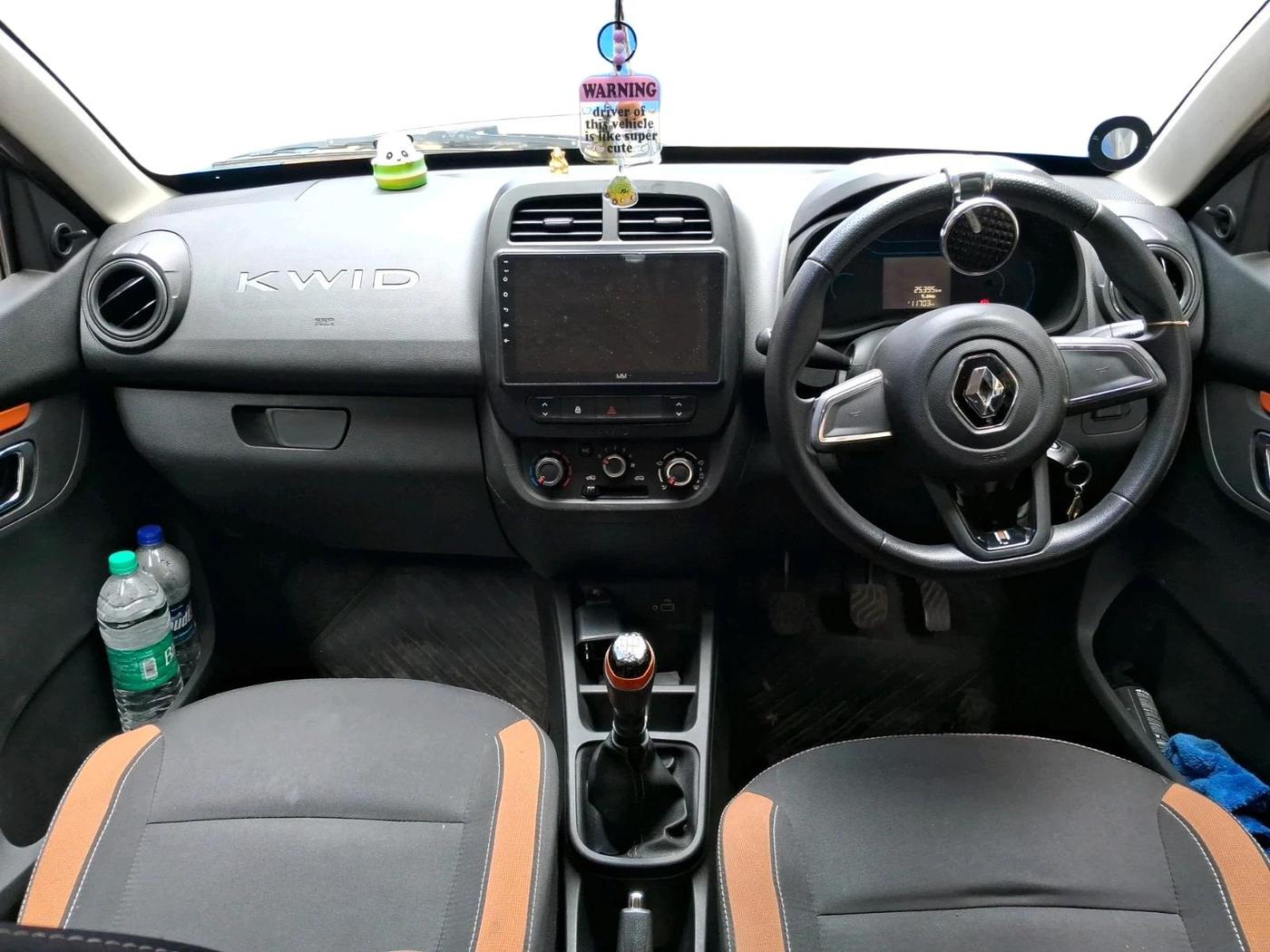 2021 Renault Kwid CLIMBER 1.0 (O), Petrol, Manual, 25,395 km, interior