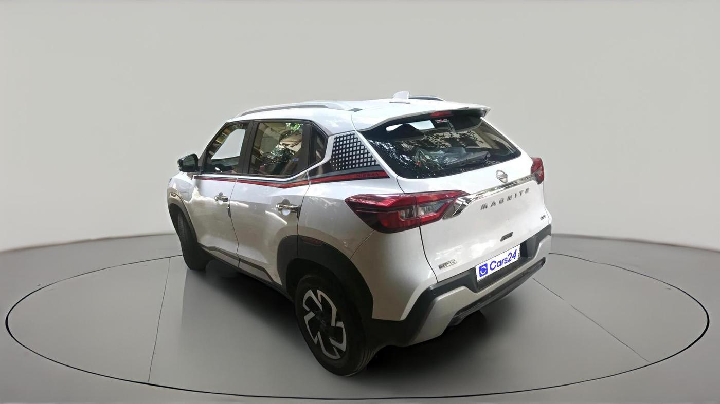 2022 Nissan MAGNITE XV TURBO CVT RED EDITION, Petrol, Automatic, 21,541 km, exterior