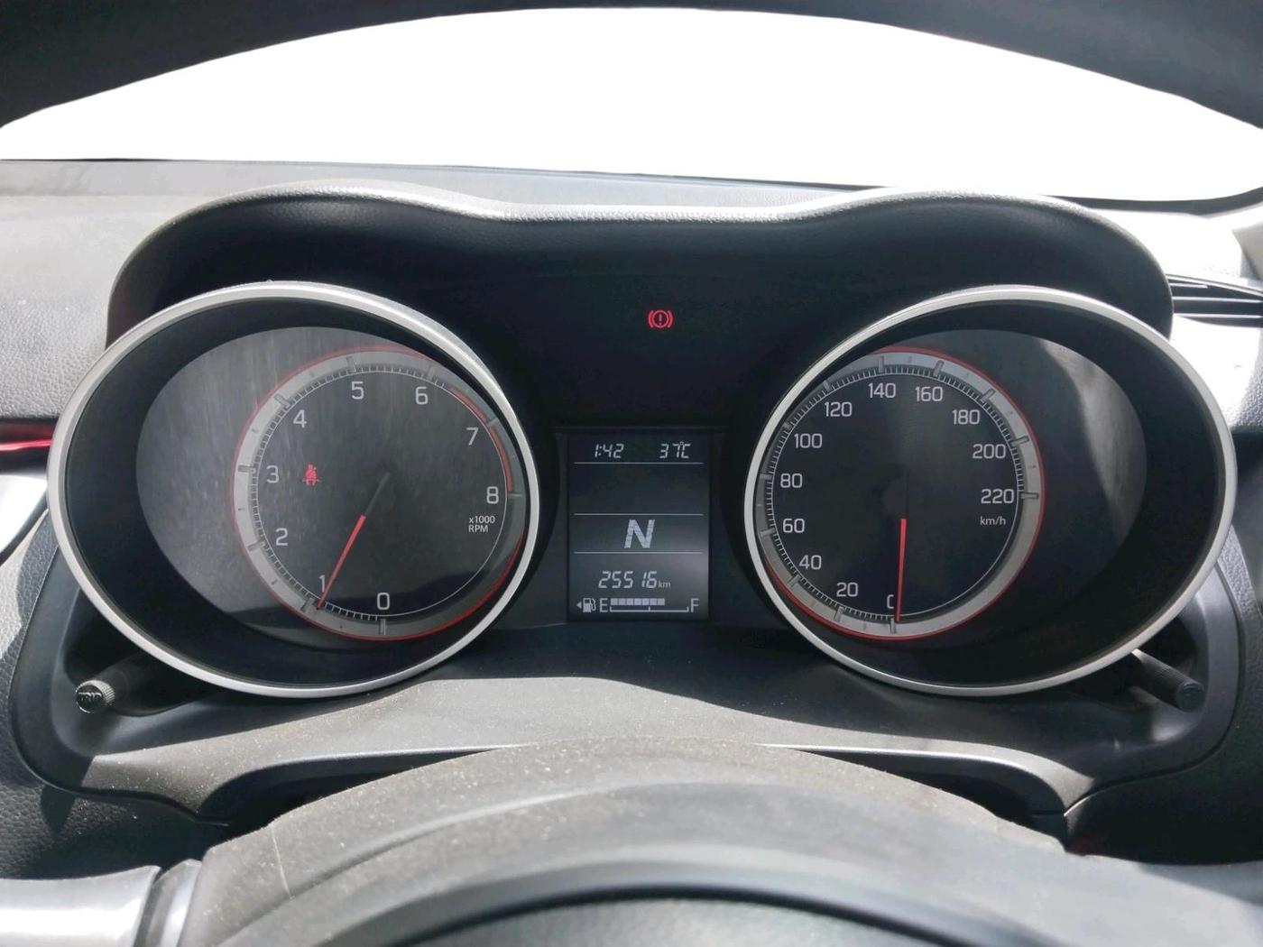 2023 Maruti Swift VXI AMT, Petrol, Automatic, 25,516 km, interior