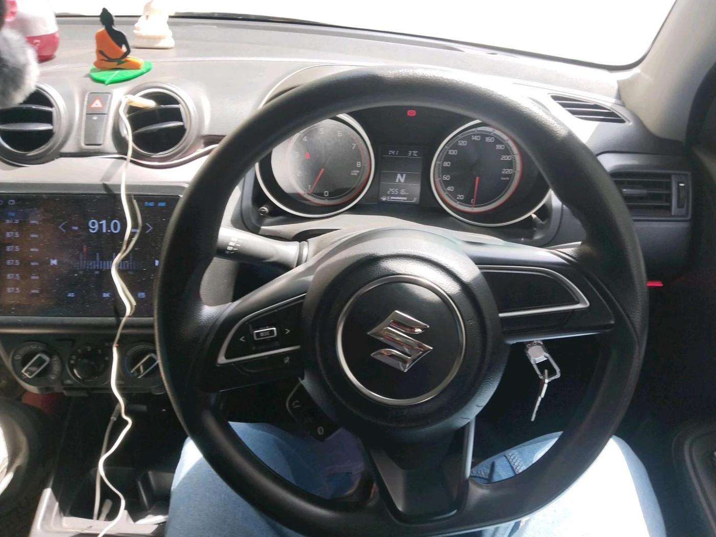2023 Maruti Swift VXI AMT, Petrol, Automatic, 25,516 km, interior