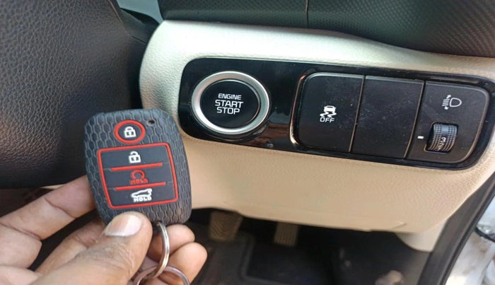 2022 KIA SONET HTX 1.5, Diesel, Manual, 15,769 km, interior
