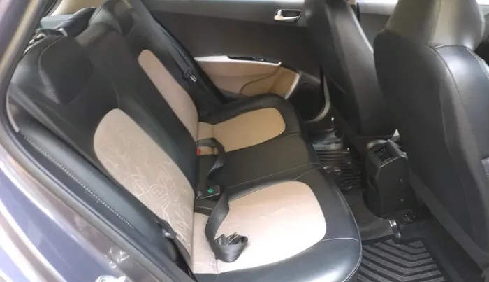 2019 Hyundai Grand i10 SPORTZ 1.2 KAPPA VTVT, Petrol, Manual, 1,12,353 km, interior