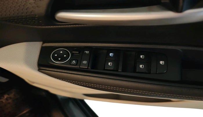 2021 KIA SONET HTX 1.0 IMT, Petrol, Manual, 23,978 km, interior