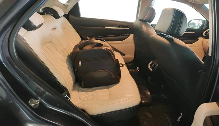 2021 KIA SONET HTX 1.0 IMT, Petrol, Manual, 23,978 km, interior