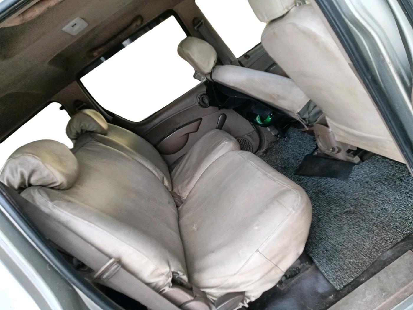 2012 Mahindra Xylo D2 BS III, Diesel, Manual, 1,20,984 km, interior