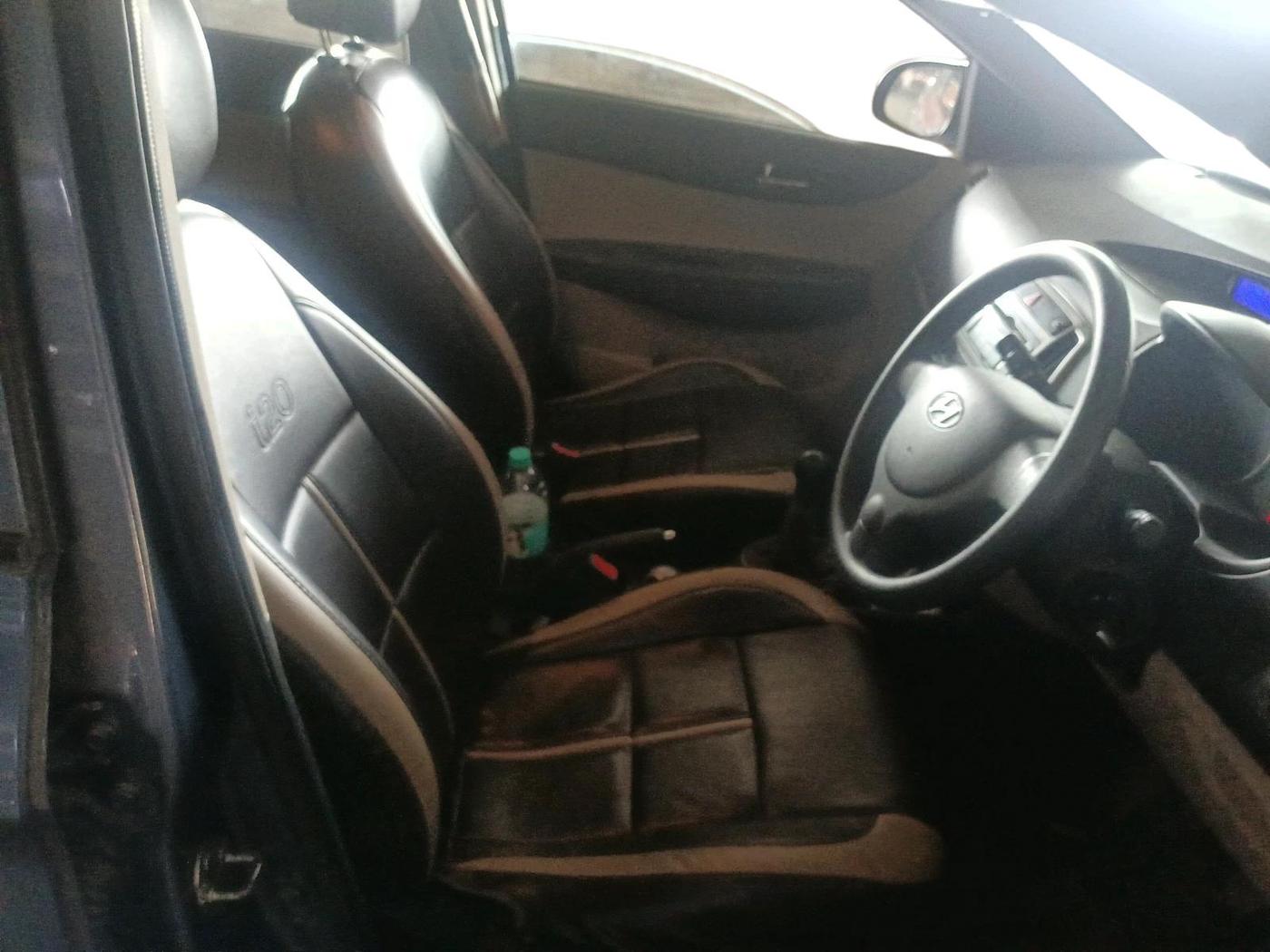 2012 Hyundai i20 MAGNA 1.2, Petrol, Manual, 45,171 km, interior