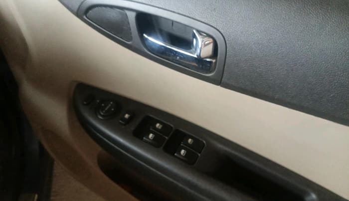 2012 Hyundai i20 MAGNA 1.2, Petrol, Manual, 45,171 km, interior