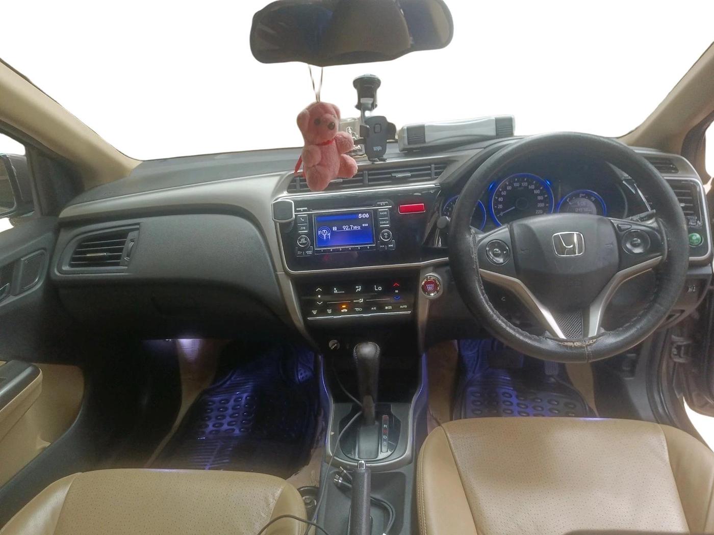 2016 Honda City 1.5L I-VTEC VX CVT, Petrol, Automatic, 49,786 km, interior
