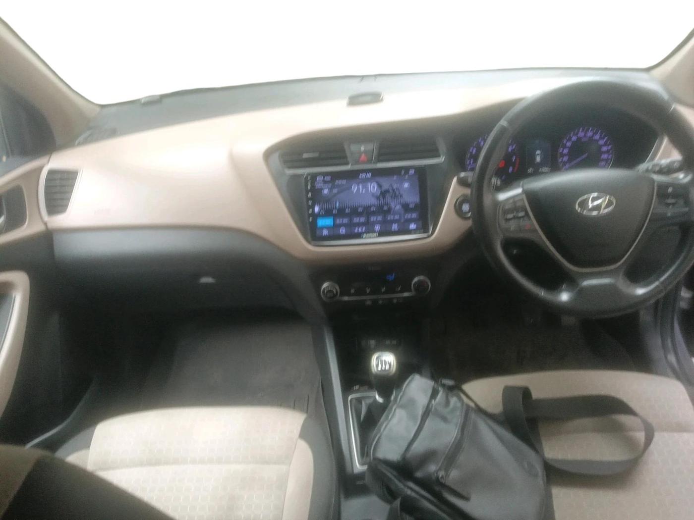 2016 Hyundai Elite i20 ASTA 1.2, Petrol, Manual, 67,944 km, interior