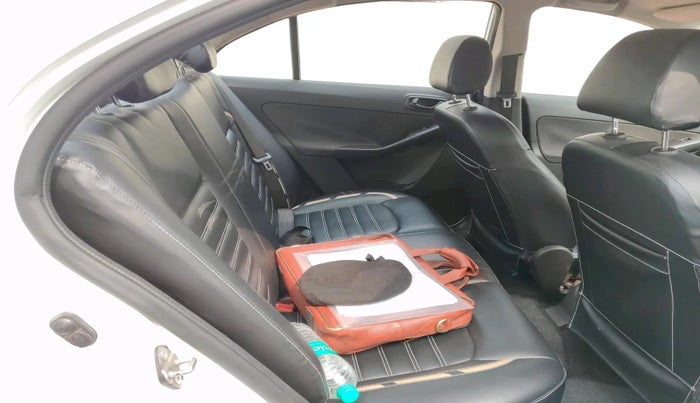 2016 Tata Zest XM PETROL, Petrol, Manual, 35,600 km, interior