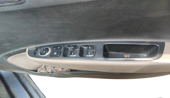 2013 Hyundai Grand i10 ASTA 1.1 CRDI (O), Diesel, Manual, 1,31,750 km, interior