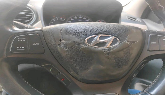 2013 Hyundai Grand i10 ASTA 1.1 CRDI (O), Diesel, Manual, 1,31,750 km, interior