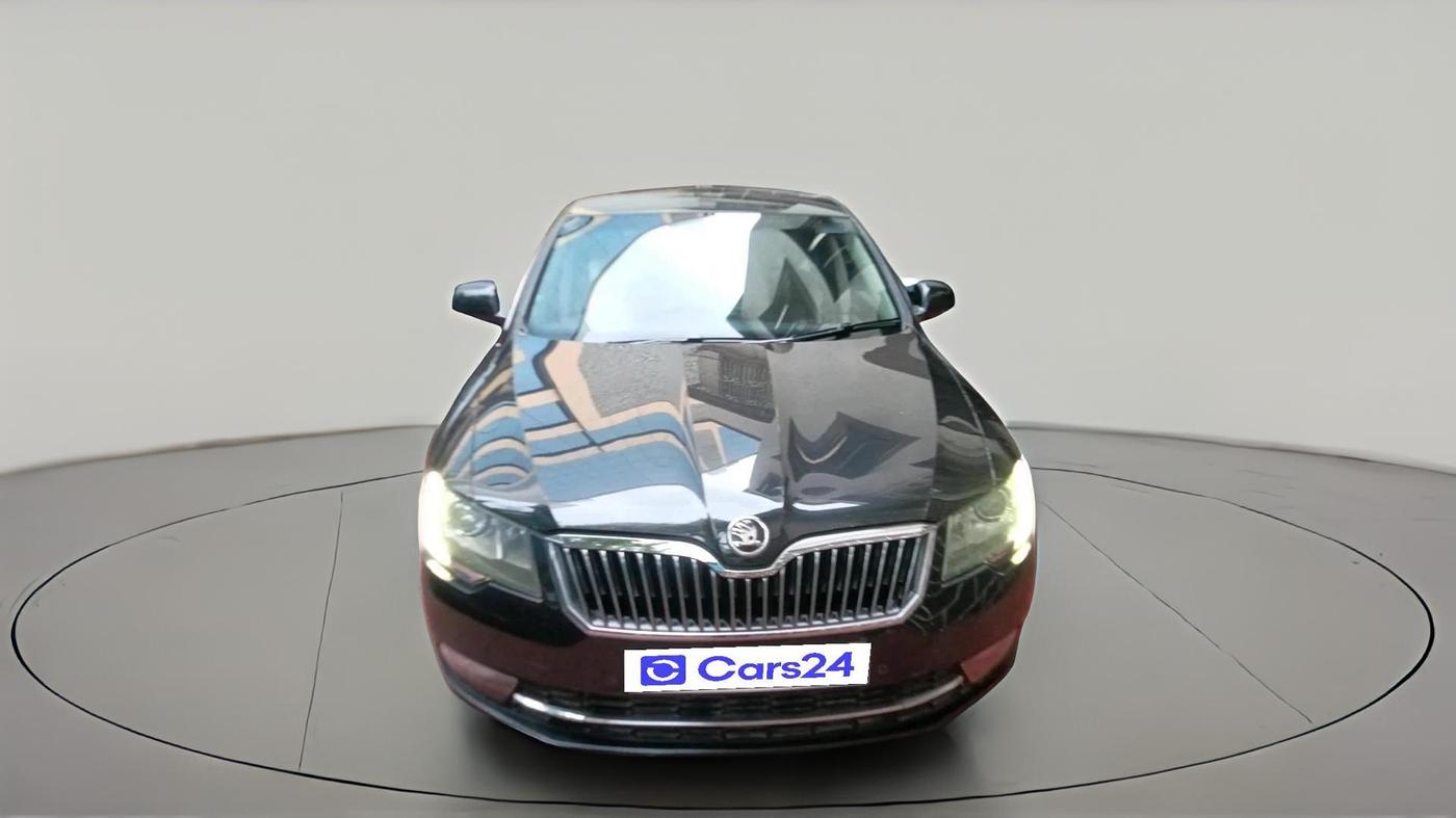 2015 Skoda Superb ELEGANCE 1.8 TSI AT, Petrol, Automatic, 1,03,467 km, exterior