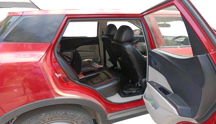 2019 Mahindra XUV300 W4 1.5 DIESEL, Diesel, Manual, 53,126 km, interior