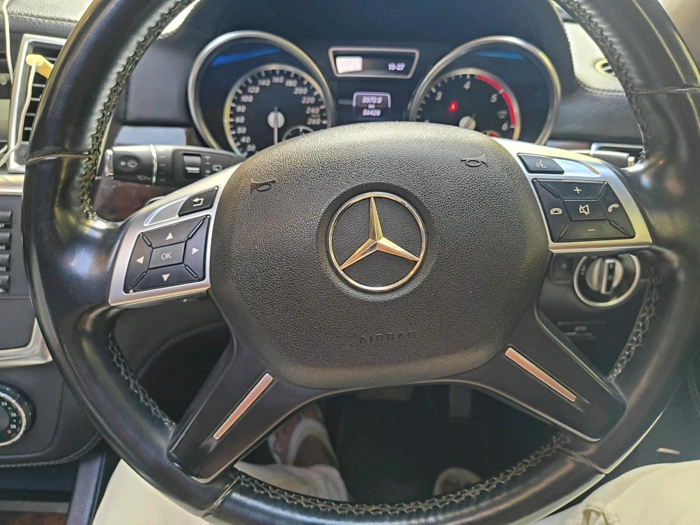 2014 Mercedes Benz Ml Class 350 CDI, Diesel, Automatic, 56,426 km, interior