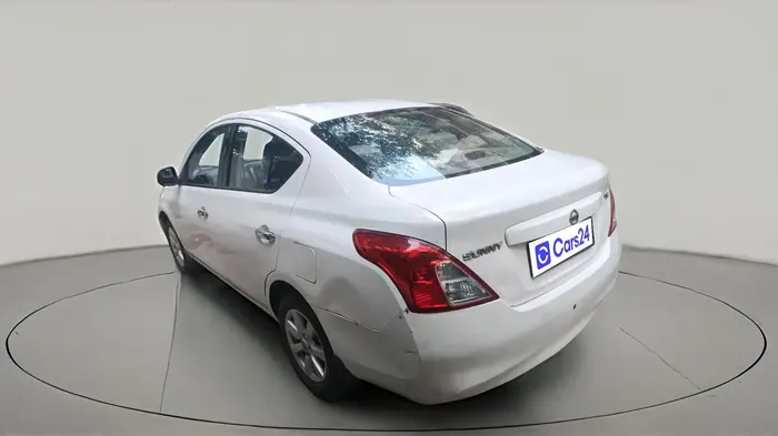 2015 Nissan Sunny XV PETROL, CNG, Manual, 52,545 km, exterior