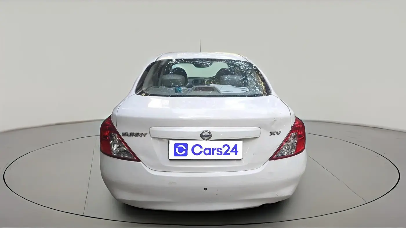 2015 Nissan Sunny XV PETROL, CNG, Manual, 52,545 km, exterior