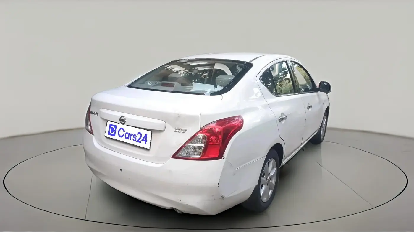 2015 Nissan Sunny XV PETROL, CNG, Manual, 52,545 km, exterior