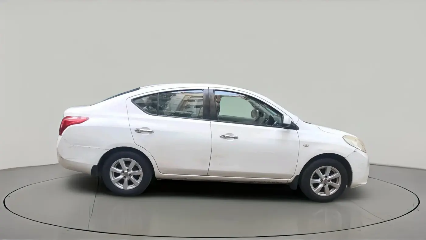 2015 Nissan Sunny XV PETROL, CNG, Manual, 52,545 km, exterior