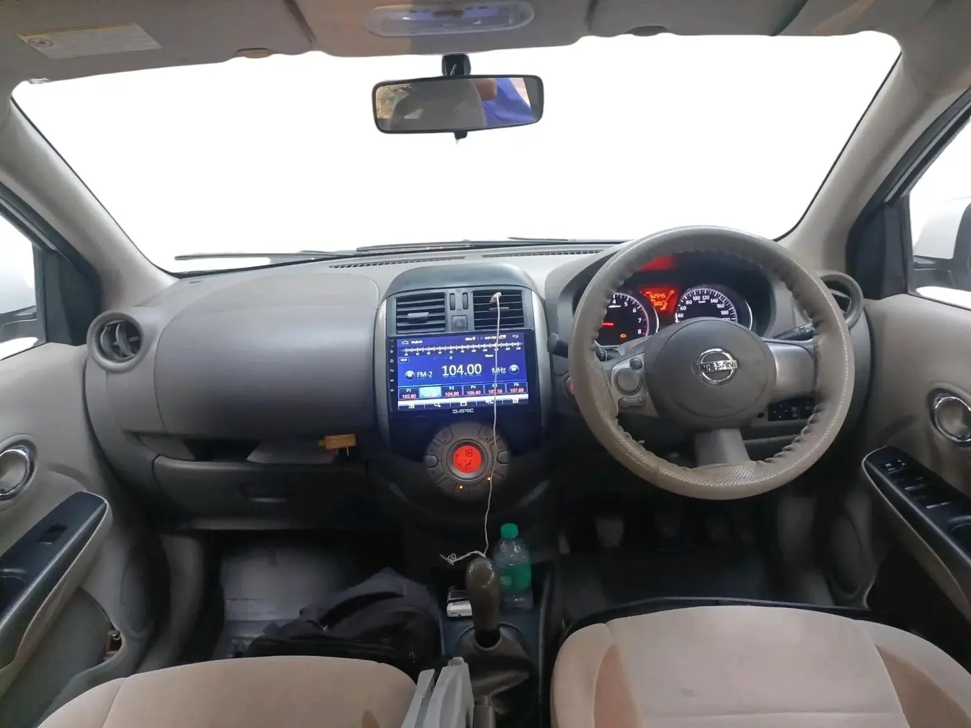 2015 Nissan Sunny XV PETROL, CNG, Manual, 52,545 km, interior