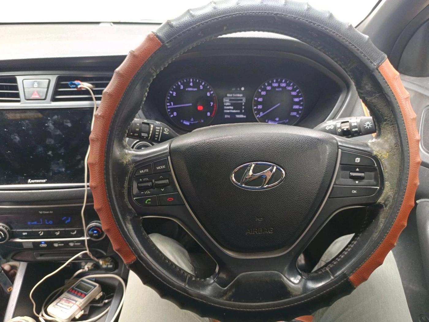 2016 Hyundai i20 Active 1.2 SX, Petrol, Manual, 78,635 km, interior