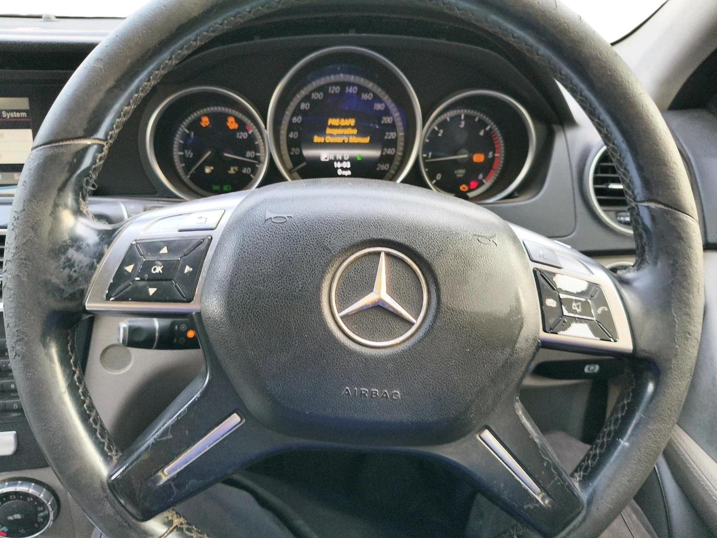 2012 Mercedes Benz C Class 220 CDI CLASSIC, Diesel, Automatic, 1,38,090 km, interior