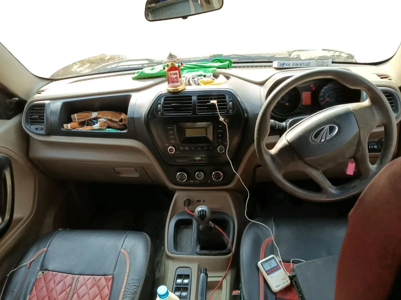 2016 Mahindra TUV300 T6, Diesel, Manual, 1,61,067 km, interior
