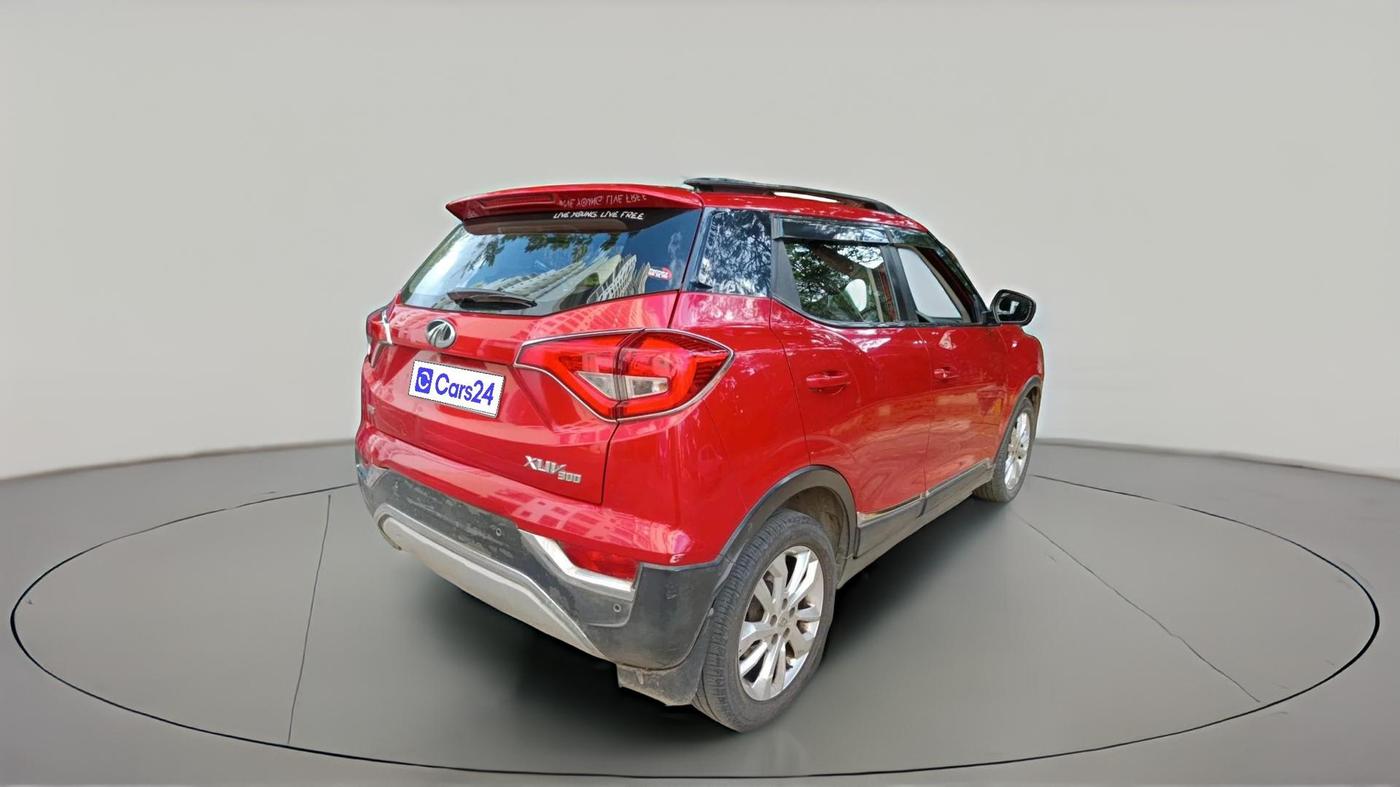 2019 Mahindra XUV300 W8 1.2 PETROL, Petrol, Manual, 49,452 km, exterior