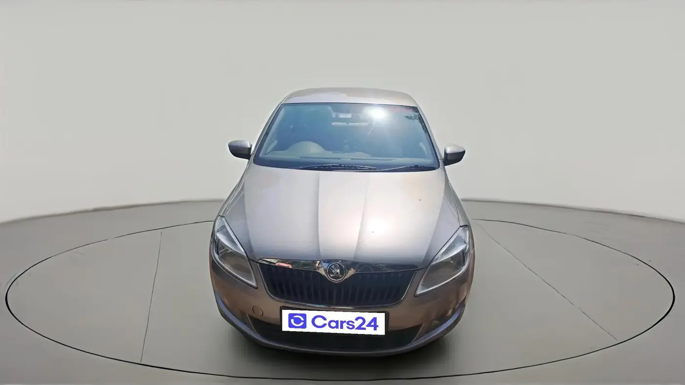 2014 Skoda Rapid AMBITION 1.6 MPI MT PLUS, Petrol, Manual, 65,773 km, exterior