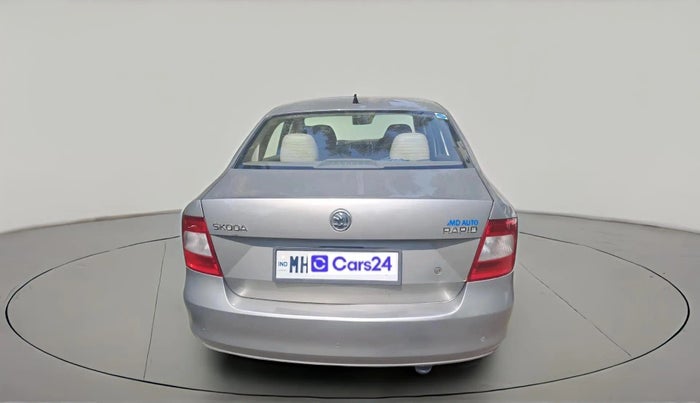 2014 Skoda Rapid AMBITION 1.6 MPI MT PLUS, Petrol, Manual, 65,773 km, exterior