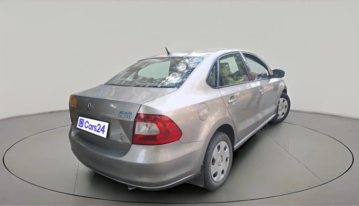 2014 Skoda Rapid AMBITION 1.6 MPI MT PLUS, Petrol, Manual, 65,773 km, exterior