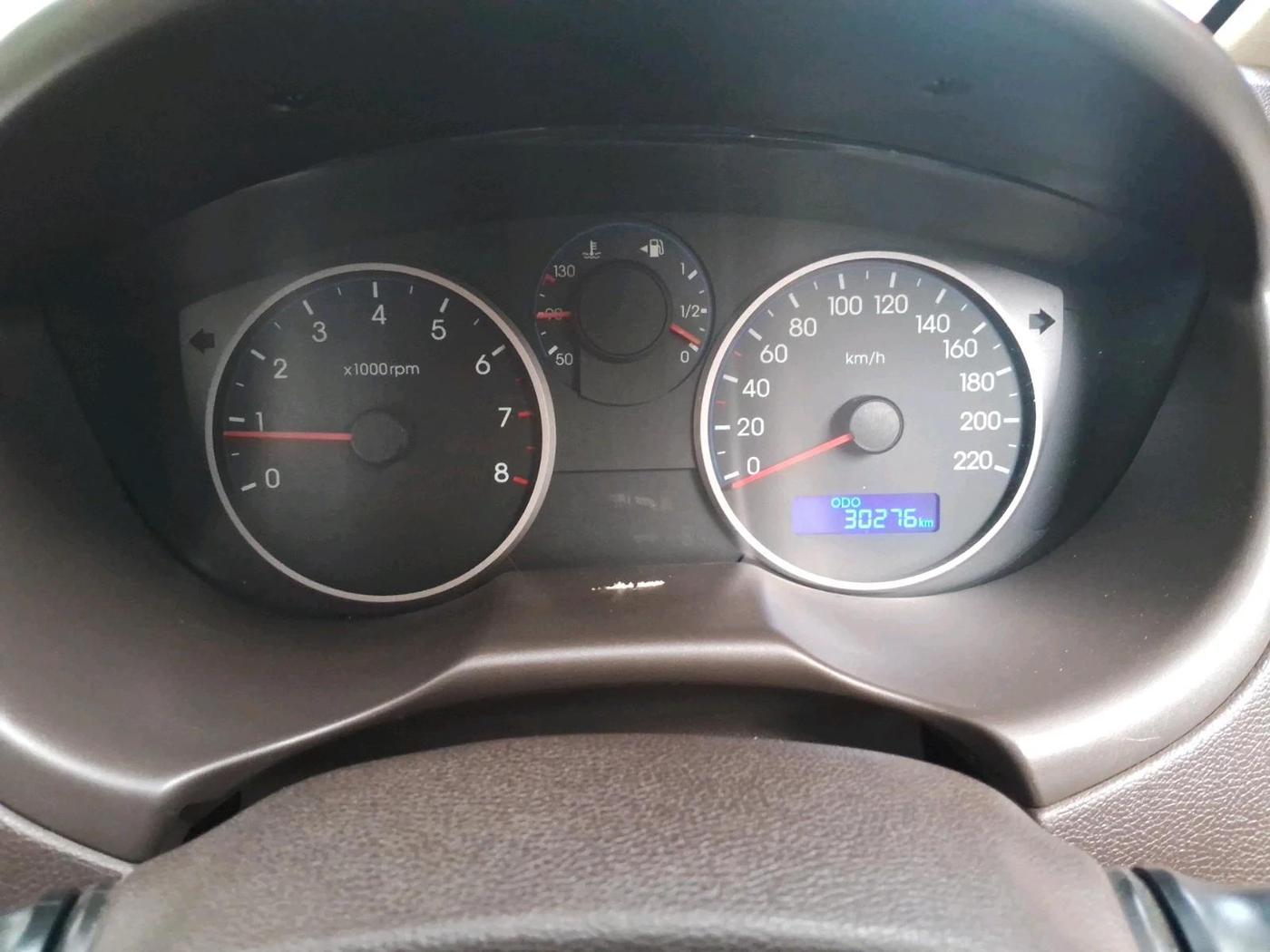 2011 Hyundai i20 SPORTZ 1.2, Petrol, Manual, 30,276 km, interior