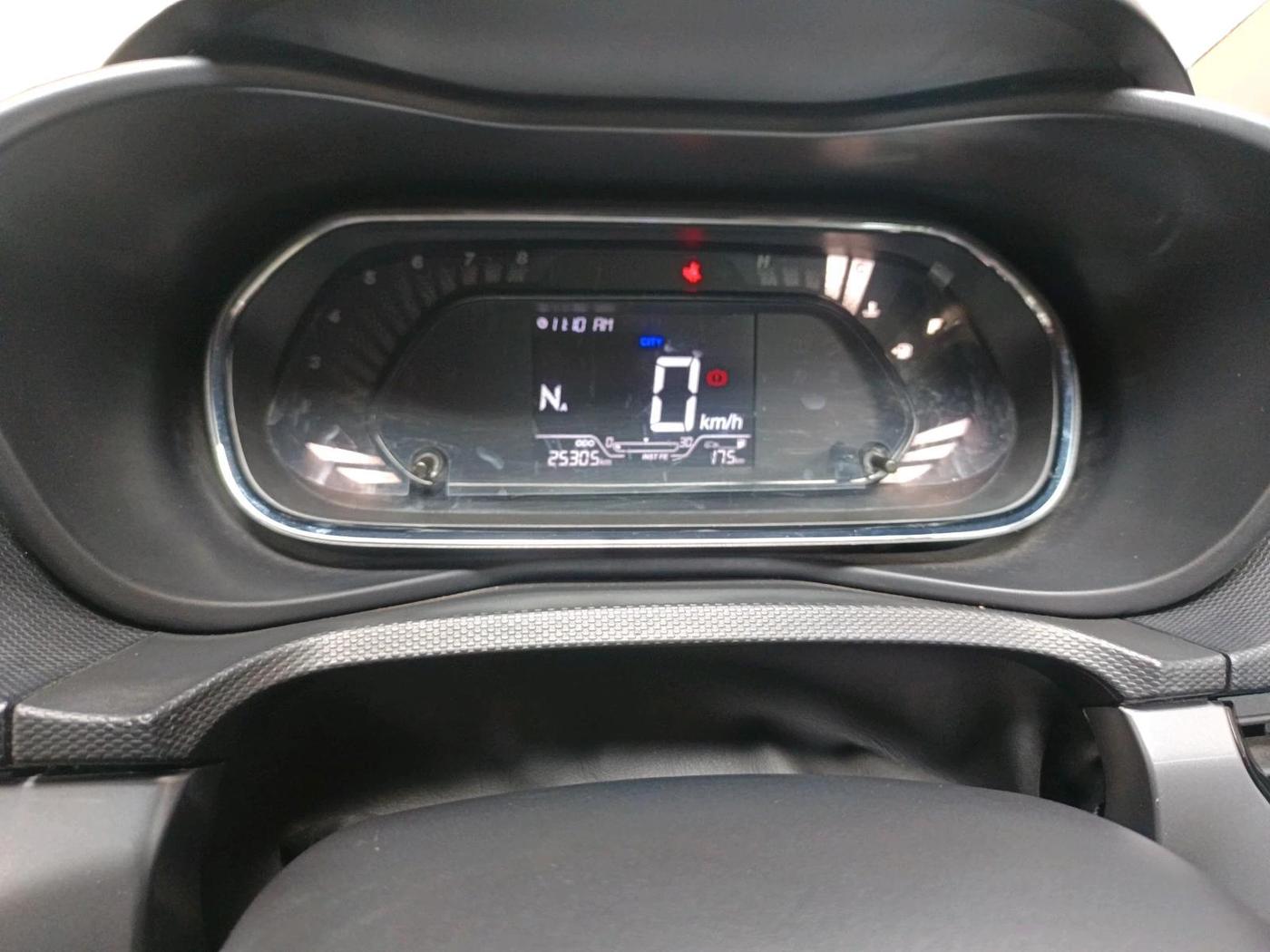 2022 Tata NEXON XMA SUNROOF PETROL, Petrol, Automatic, 25,305 km, interior