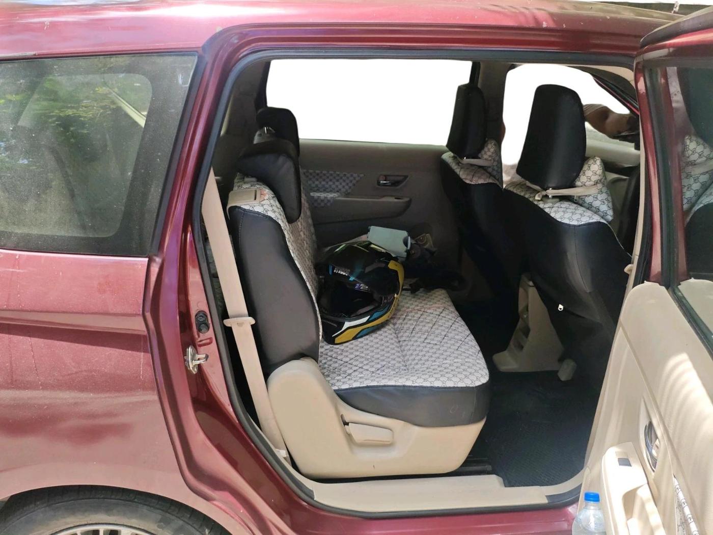 2019 Maruti Ertiga ZXI AT SHVS, CNG, Automatic, 80,334 km, interior