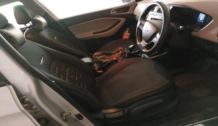 2017 Hyundai Elite i20 ASTA 1.2 (O), Petrol, Manual, 39,503 km, interior