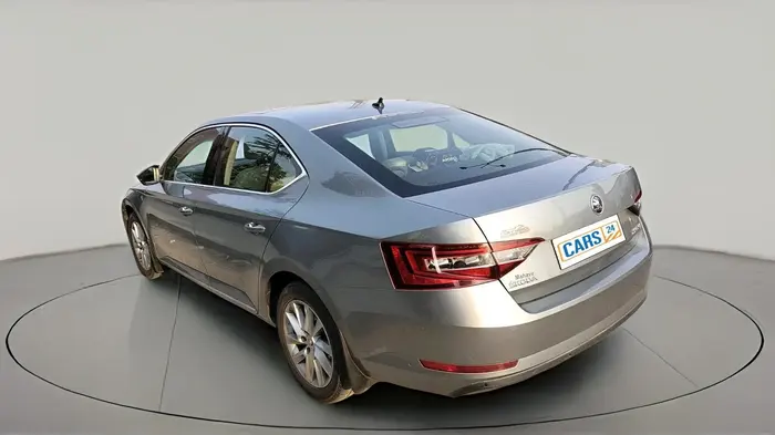2018 Skoda Superb L&K 1.8 TSI AT, Petrol, Automatic, 90,314 km, exterior