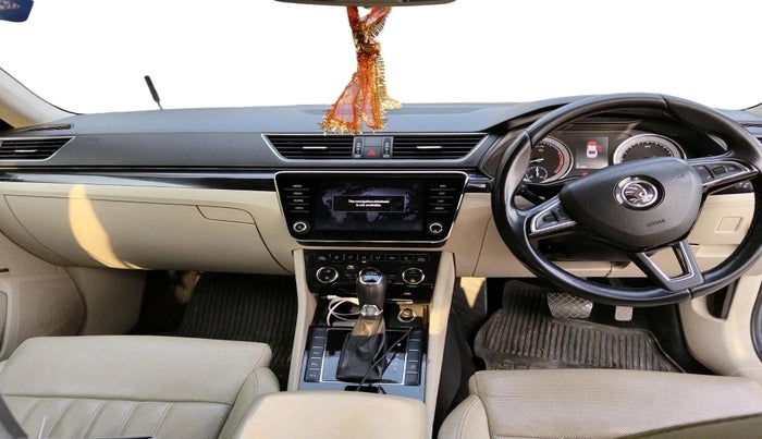 2018 Skoda Superb L&K 1.8 TSI AT, Petrol, Automatic, 90,314 km, interior